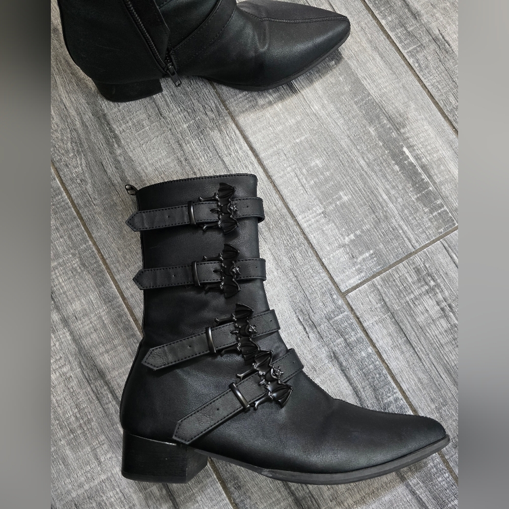 DEMONIA WAR110-B/BVL Unisex Pointed Toe Black Winklepicker Mid-Calf Boots
